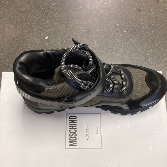 MOSCHINO - Picture 8 of 13